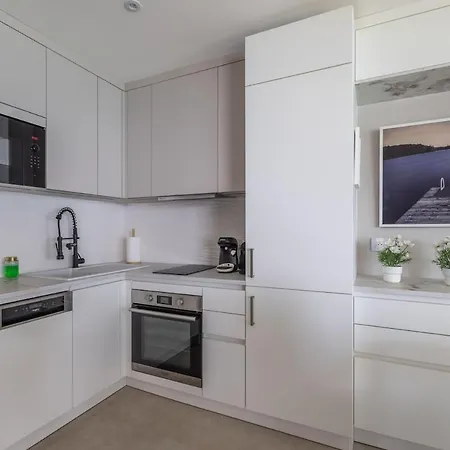 Апартаменты View Cap Martin - Sea View Terrace - Parking Рокебрюн — Кап-Мартен